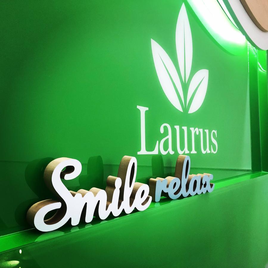 Laurus Motel Airport Tuzla Zivinice Exterior foto